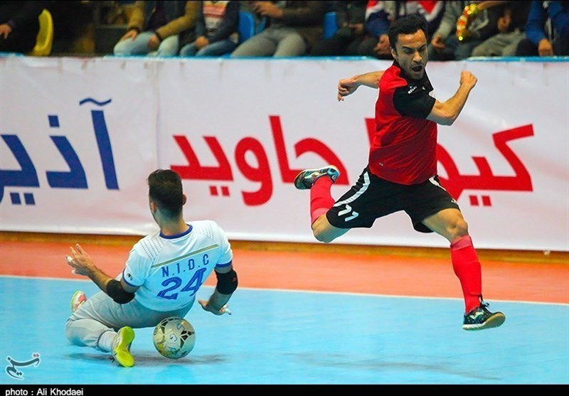اصفهان| جدایی حسن‌زاده و عروجی از تیم فوتسال گیتی‌پسند