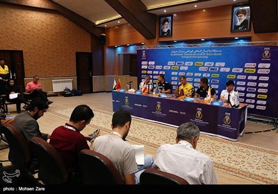 نشست خبری سرمربیان تیم‌های حاضر در مسابقات والیبال انتخابی قهرمانی مردان جهان
