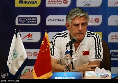 نشست خبری سرمربیان تیم‌های حاضر در مسابقات والیبال انتخابی قهرمانی مردان جهان
