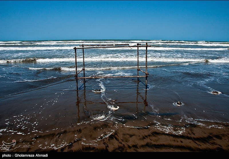 دریای خزر مواج و طوفانی می‌شود؛ نفوذ سامانه بارشی به شمال کشور