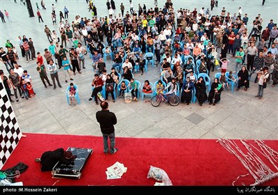 نمایش (جای خالی ما)