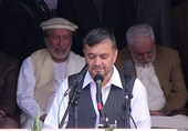 استعفای مشاور اشرف غنی در اعتراض به حملات هوایی آمریکا علیه غیرنظامیان در شرق افغانستان