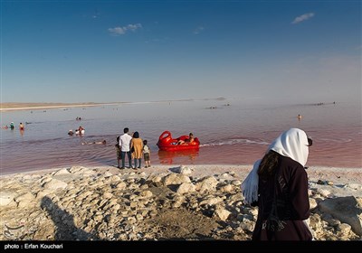 نمایی از دریاچه ارومیه