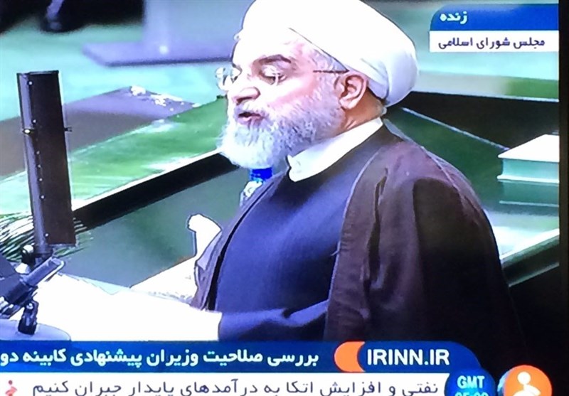 روحانی : على وزارة الخارجیة عدم السماح لامریکا بالقضاء على الاتفاق النووی