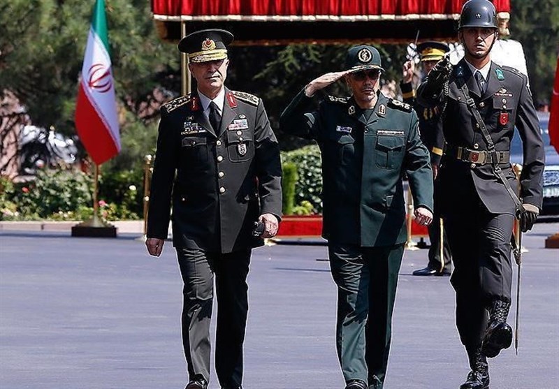 İran Genelkurmay Başkanı Ve Hulisi Akar&apos;dan Önemli Telefon Görüşmesi