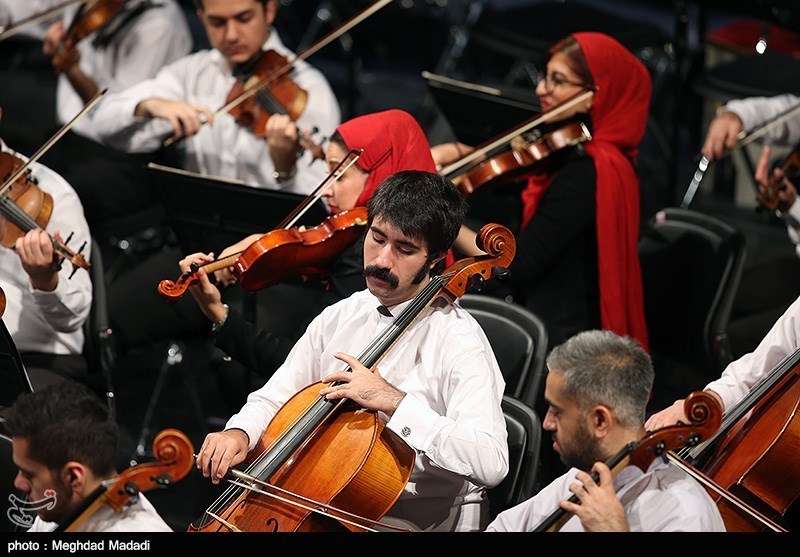 اجرای ارکستر سمفونیک تهران به رهبری شهرداد روحانی