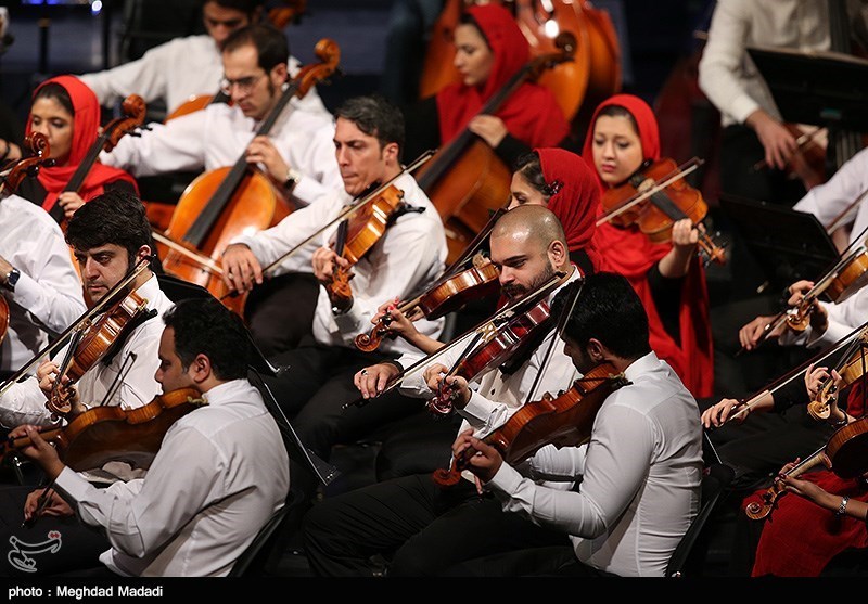 اجرای ارکستر سمفونیک تهران به رهبری شهرداد روحانی