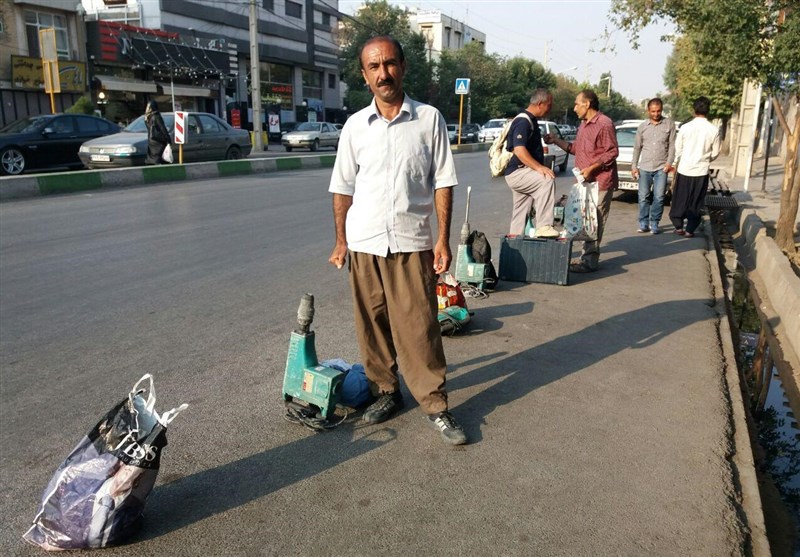 کارتن‌خوابی کارگران در شیراز/ مسئولان پشت میزنشین درد کارگر را نمی‌فهمند