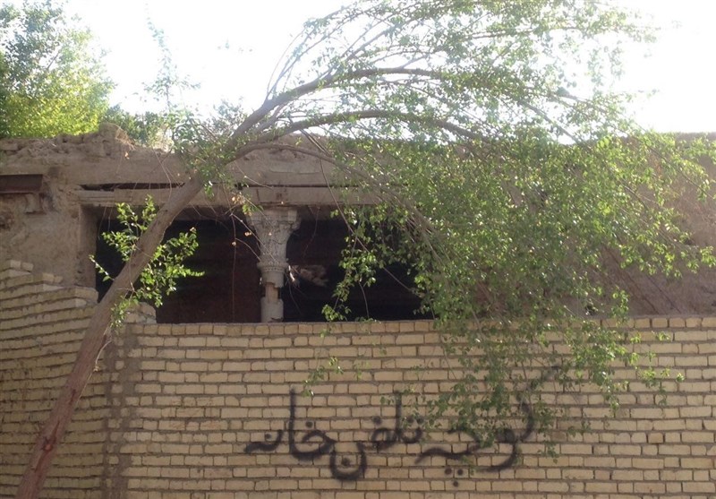 بنایی همراه با تاریخچه &quot;90 ساله&quot;؛ خرابه‌ای فراموش شده به نام &quot;نخستین تلفن‌خانه&quot; اصفهان