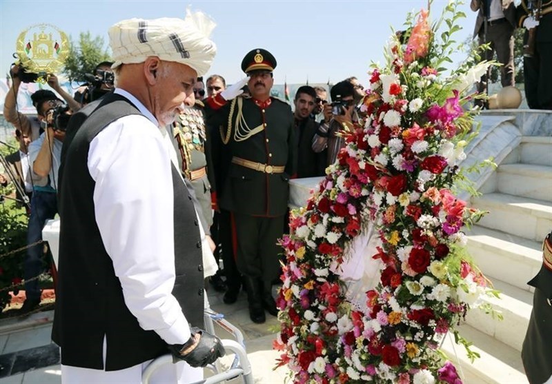 تجلیل سرد دولت از 98 سالگی سالروز استقلال افغانستان در سایه حضور نیروهای خارجی