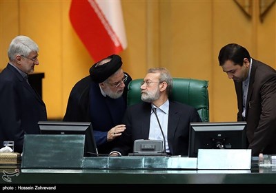 Iranian Parliament Votes after Intensive Talks on President's Ministerial Picks