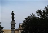 دستور دانشگاه تگزاس برای برچیدن یادمان‌های برده‌داری