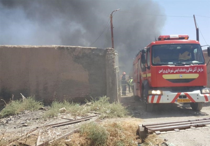 آتش‌سوزی مرکز جمع‌آوری ضایعات در ورامین مهار شد