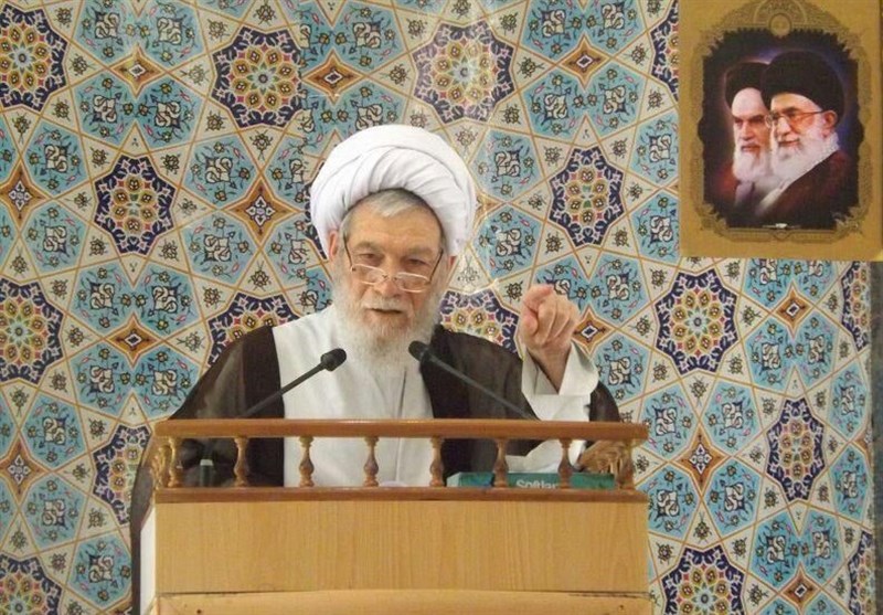 دشمنان ما اسلامی می‌خواهند که در آن خبری از ولایت نباشد
