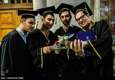 Medical Graduates Pay Tribute to Avicenna