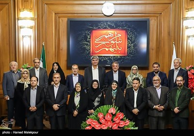 عکس یادگاری اعضای پنجمین دوره شورای شهر تهران