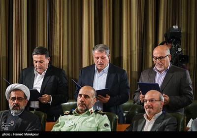 أعضاء المجلس البلدی فی طهران یؤدون القسم