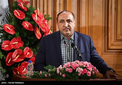 Tehran’s New City Council Holds 1st Session