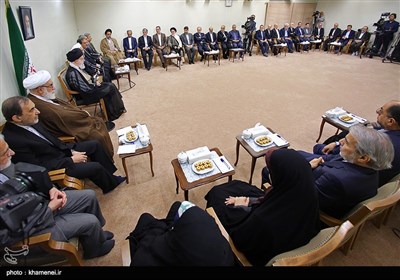 Leader Meet President Rouhani&apos;s New Cabinet