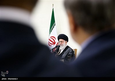 Leader Meet President Rouhani&apos;s New Cabinet