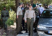 بازدید فرمانده کل ارتش از منطقه پدافندی تهران
