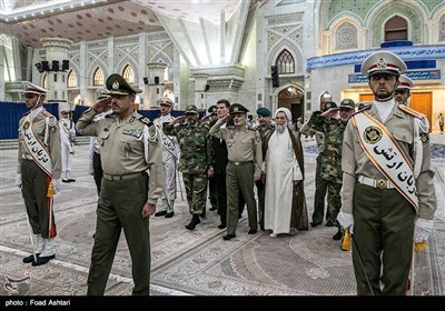 ایران کے نئے آرمی چیف کا امام خمینی کے مزار پر تجدید عہد