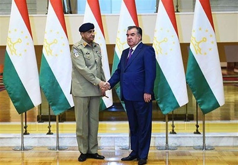 پاک فوج کے سربراہ کی تاجک صدر سے ملاقات، علاقائی تعاون بڑھانے پر اتفاق
