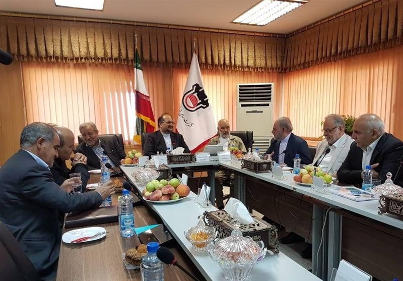 وزیر صنعت از خطوط تولید و نورد ذوب‌آهن اصفهان بازدید کرد