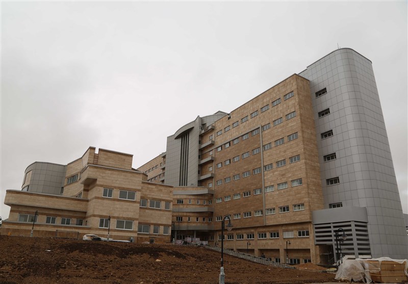 تاخیر در روند ساخت بیمارستان قائم(عج) تویسرکان را نمی‌پذیریم