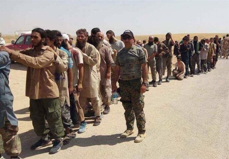 ده‌ها داعشی در تلعفر خود را تسلیم کردند + تصاویر