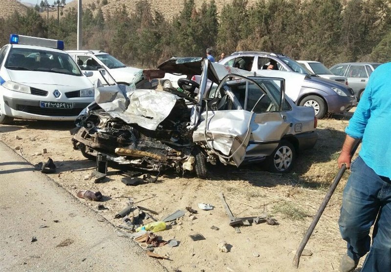11 مصدوم در واژگونی خودروی ‌اتباع بیگانه غیرمجاز در سیستان و بلوچستان‌