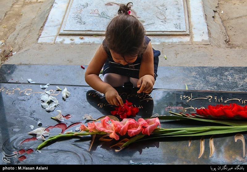 جشن تولد شهیدان مدافع حرم اعطایی و عسگری