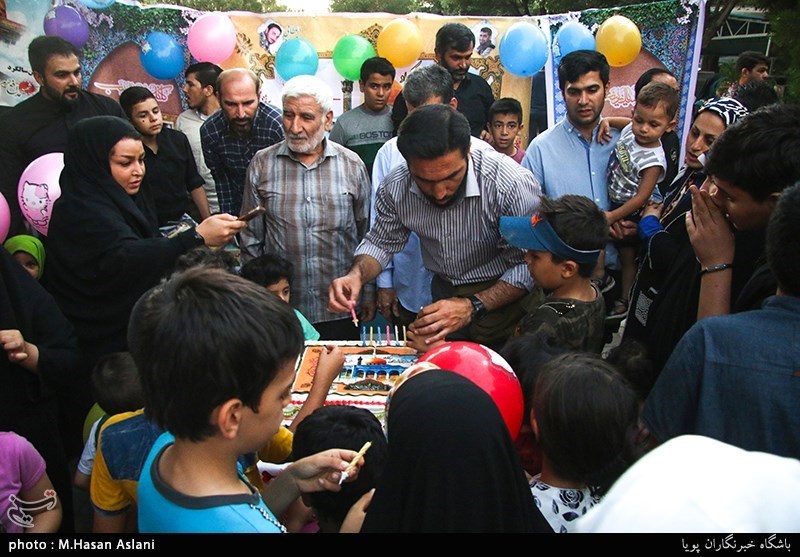 جشن تولد شهیدان مدافع حرم اعطایی و عسگری