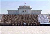 عکس یادگاری رهبر کره شمالی با ارتش آینده + تصاویر