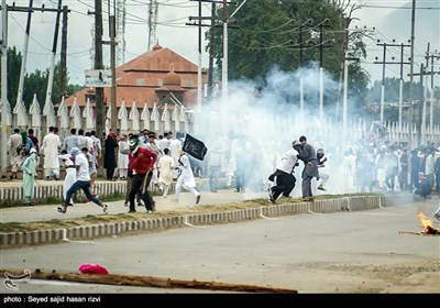 درگیری پلیس هند و نمازگزاران عید قربان - کشمیر
