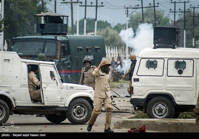درگیری پلیس هند و نمازگزاران عید قربان - کشمیر