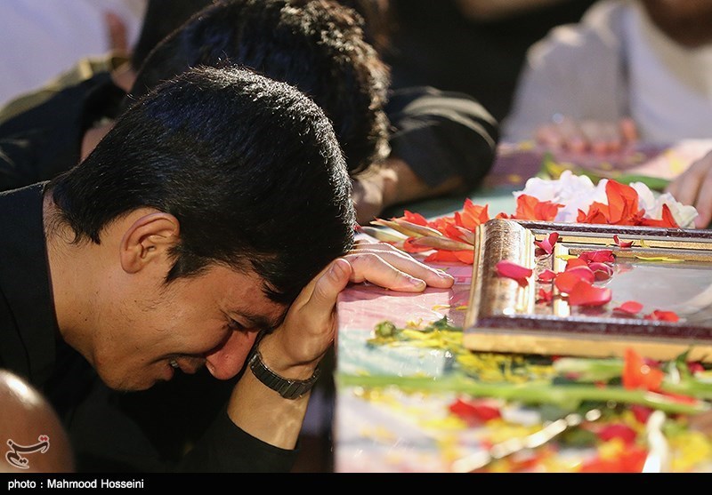 همایش بزرگداشت طلایه‌داران هجرت،وحدت، جهاد و شهادت در کرمانشاه برگزار شد