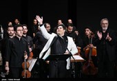 اجرای سالار عقیلی و ارکستر ملی در اختتامیه جشنواره موسیقی فجر