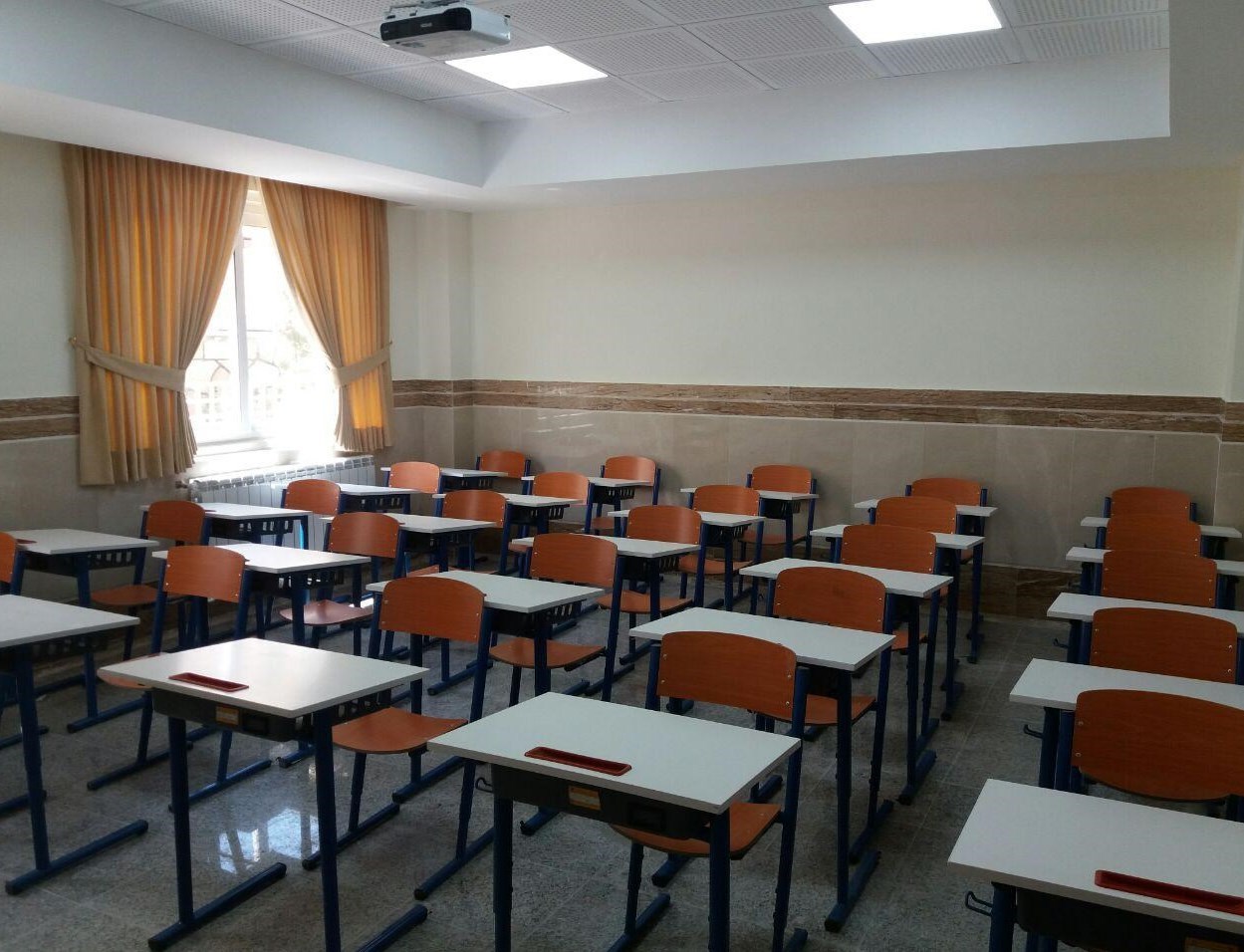 استان کرمان هیچ بازمانده از تحصیل در مقطع دبستان ندارد