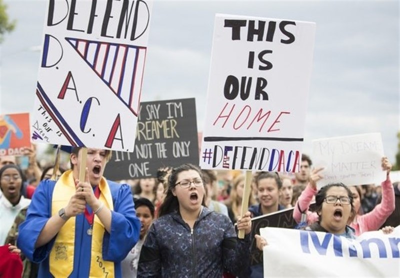 Los Angeles Marchers Protest DACA Decision