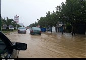 آبگرفتگی معابر مازندران به دنبال بارش شدید باران
