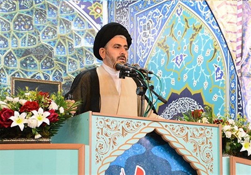 امام جمعه ارومیه: غربی‌ها به دنبال ناامیدی مردم از انقلاب اسلامی ایران هستند