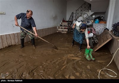 جاری شدن سیل در روستاهای لنگرود - گیلان