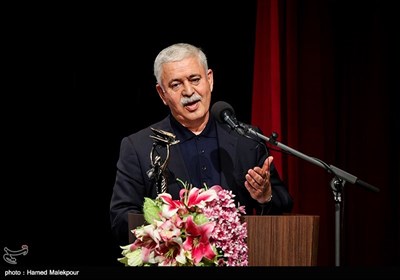 نکوداشت محمدحسن خوشنویس در نوزدهمین جشن سینمای ایران