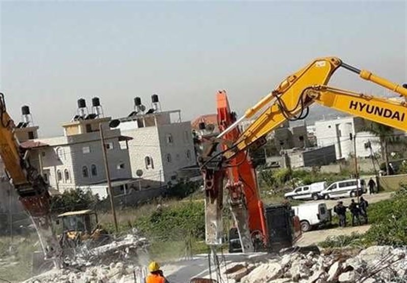 Israel Demolishes Palestinian Homes near West Bank Barrier