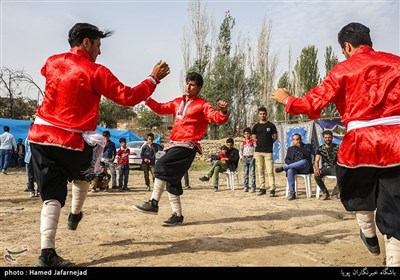 رقص محلی اهالی روستای آدینه قلی در آئین عروسی سنتی خراسان شمالی