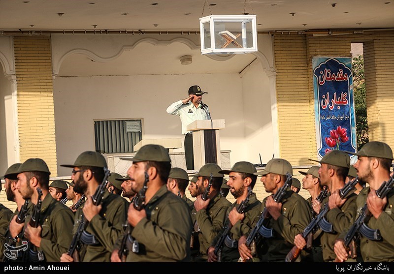 خوزستان| سربازان منطقه سوم نیرو دریایی سپاه فن و مهارت اشتغال را فرا می‌گیرند
