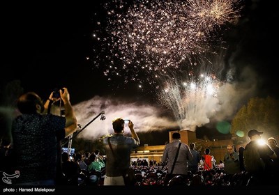 نور افشانی در پایان نوزدهمین جشن سینمای ایران