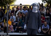 ایلام| آثار راه یافته به دومین جشنواره منطقه‌ای تئاتر خیابانی شرهانی دهلران معرفی شدند