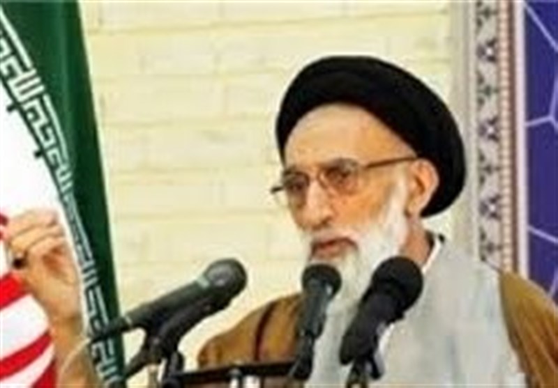 همدان| روحانیون مطالبات رهبر معظم انقلاب را در سطح کشور پیگیری کنند‌